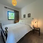 Peaceful, Relaxing And Warm 2-bedroom, Sleeps 4, Self-catering Galtee Mountain - For Mitchelstown, Cahir, Cashel And Cork, 1hr Drive From 4 Cities *