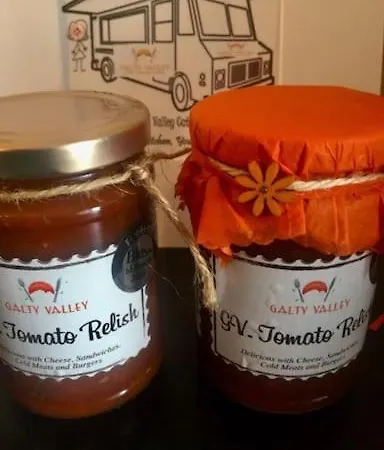 Apartament Peaceful, Relaxing And Warm 2-bedroom, Sleeps 4, Self-catering Galtee Mountain - For Mitchelstown, Cahir, Cashel And Cork, 1hr Drive From 4 Cities