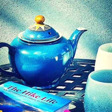 Peaceful, Relaxing And Warm 2-bedroom, Sleeps 4, Self-catering Galtee Mountain - For Mitchelstown, Cahir, Cashel And Cork, 1hr Drive From 4 Cities Cahir