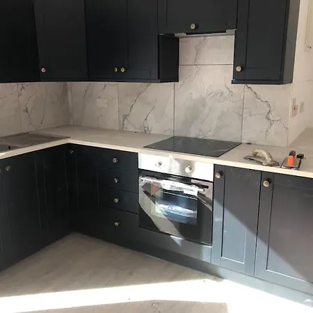 Apartment Peaceful, Relaxing And Warm 2-bedroom, Sleeps 4, Self-catering Galtee Mountain - For Mitchelstown, Cahir, Cashel And Cork, 1hr Drive From 4 Cities Cahir